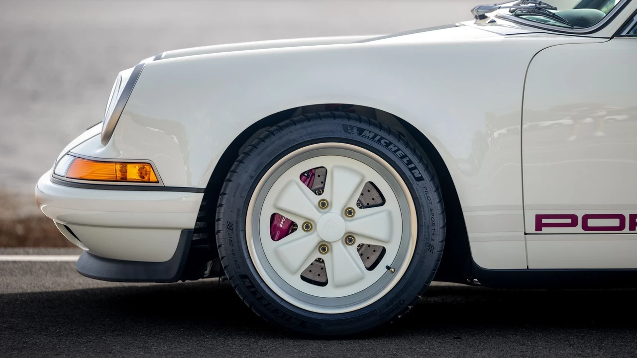 1990 Porsche Reimagined by Singer - Image 21 of 31