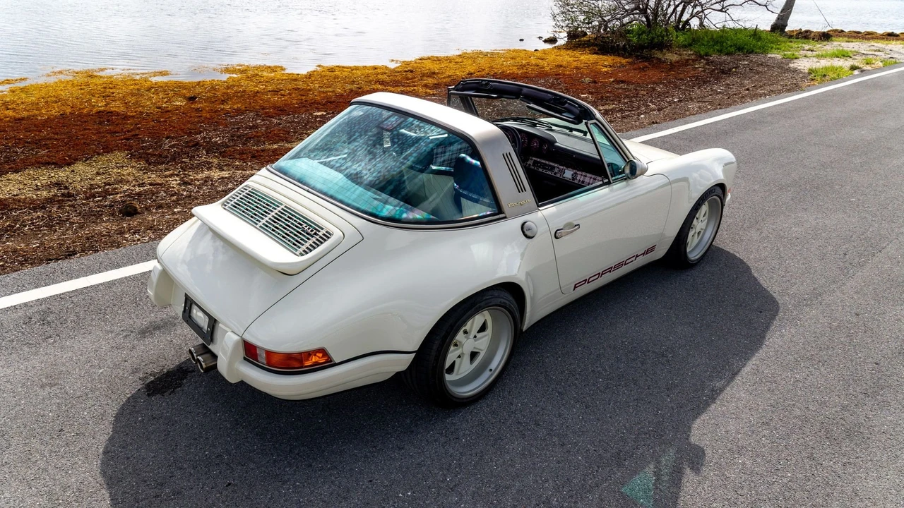 1990 Porsche Reimagined by Singer - Image 19 of 31