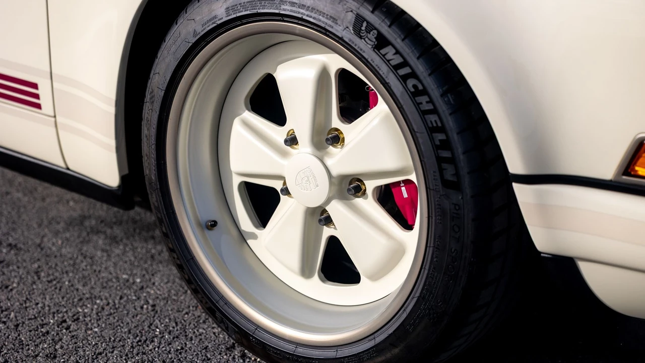 1990 Porsche Reimagined by Singer - Image 10 of 31