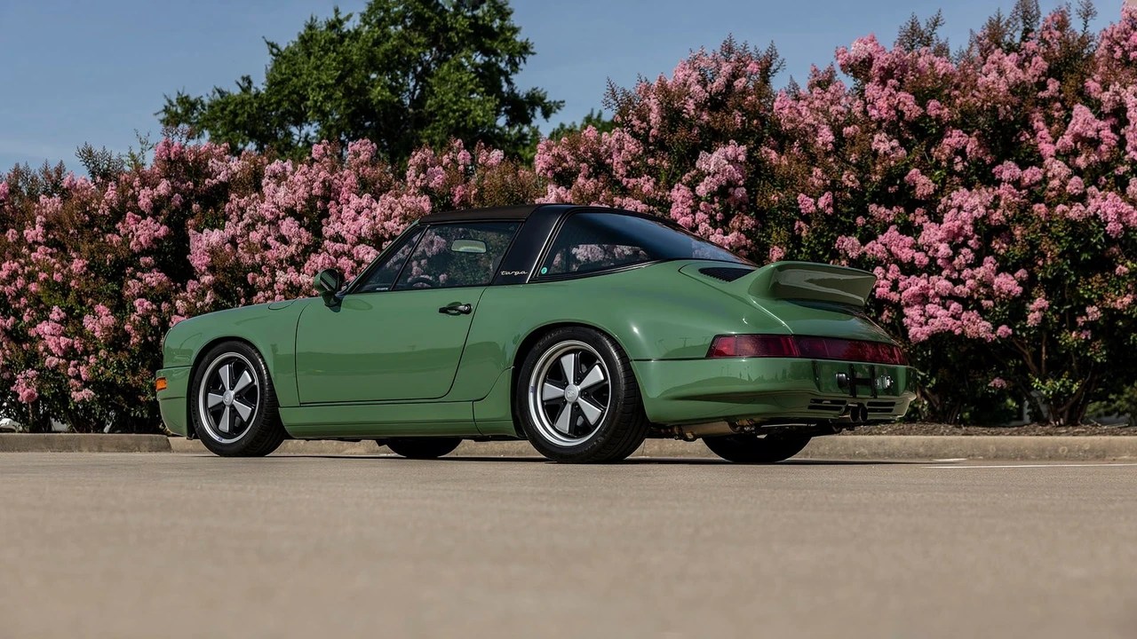 1990 Porsche 911 - Image 21 of 31