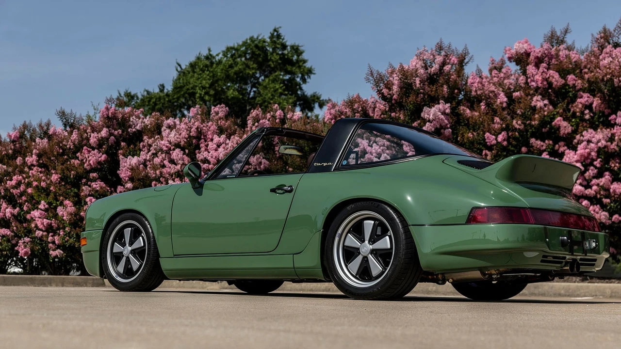 1990 Porsche 911 - Image 17 of 31