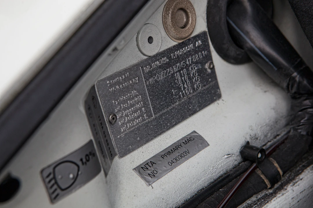1990 Porsche 964 Turbo - Image 8 of 26