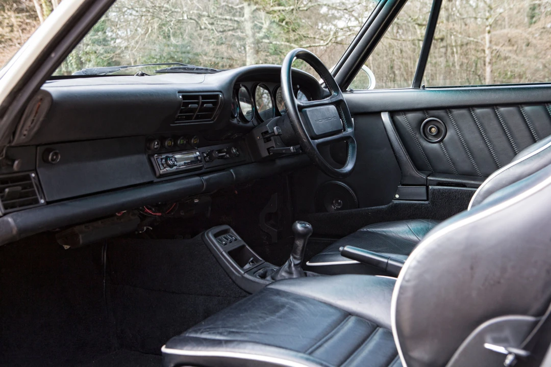 1990 Porsche 964 Turbo - Image 11 of 26
