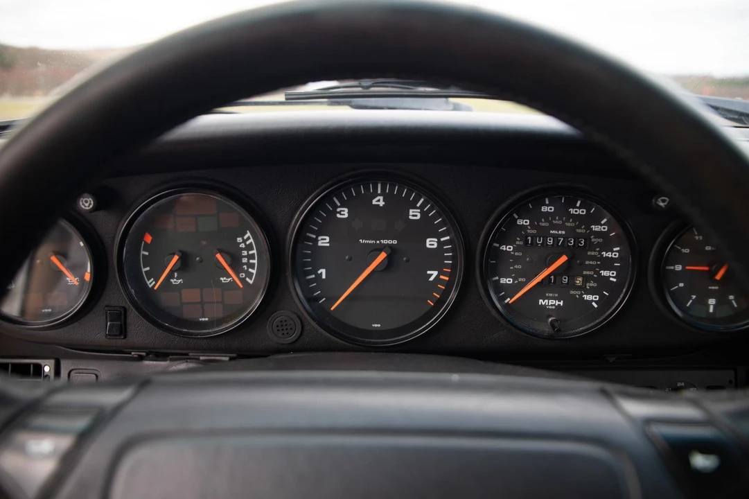 1990 Porsche 964 Carrera - Image 10 of 11