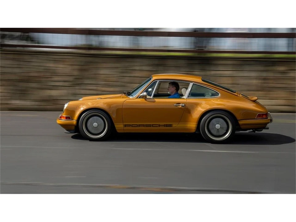 1990 Porsche 964 Carrera - Image 11 of 31