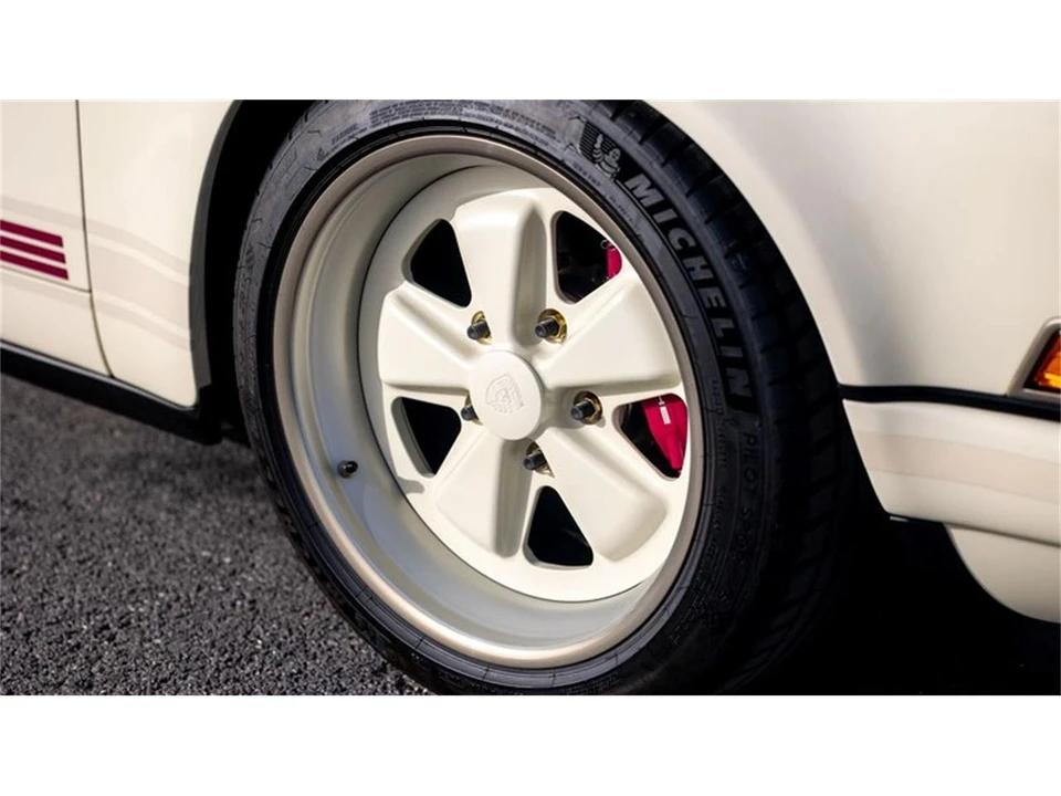 1990 Porsche 964 Carrera - Image 4 of 31