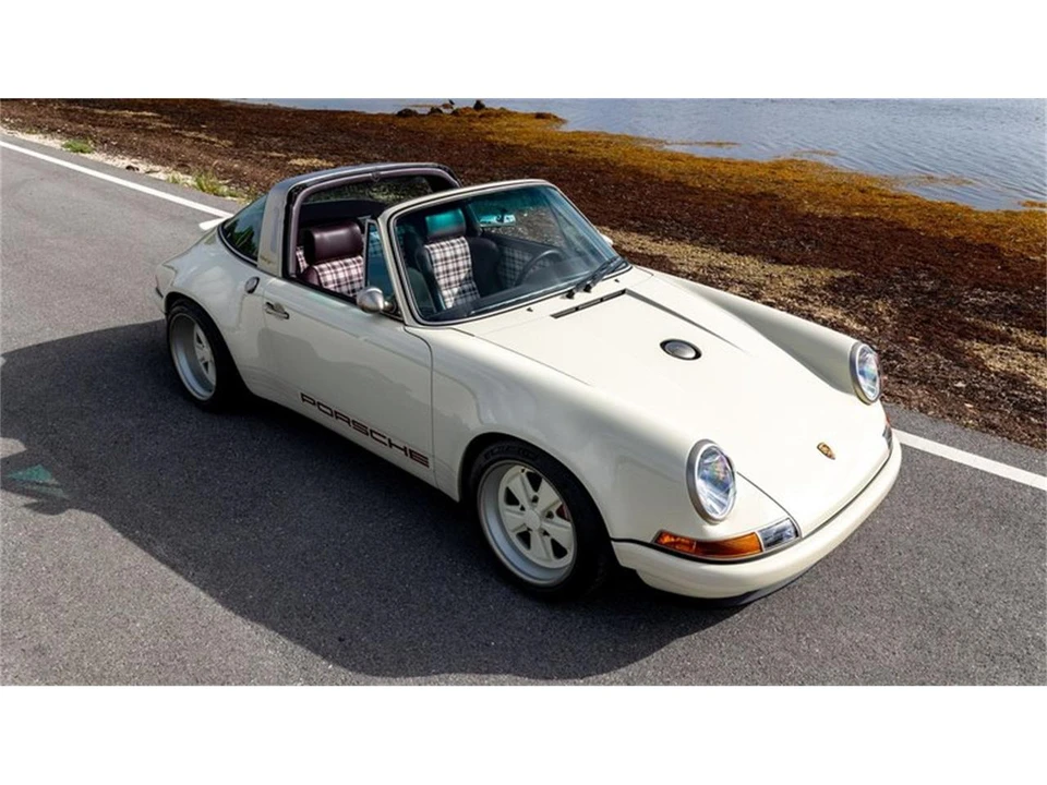 1990 Porsche 964 Carrera - Image 13 of 31
