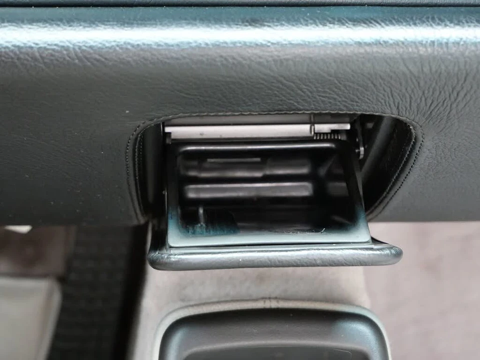1990 Porsche 964 Carrera - Image 17 of 27