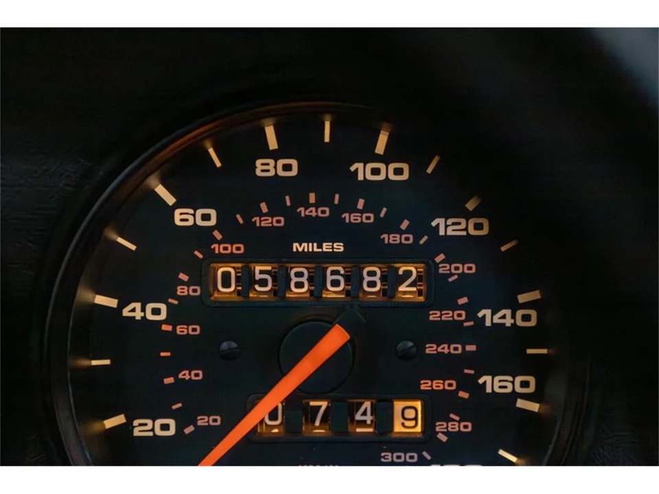 1990 Porsche 964 Carrera - Image 12 of 31