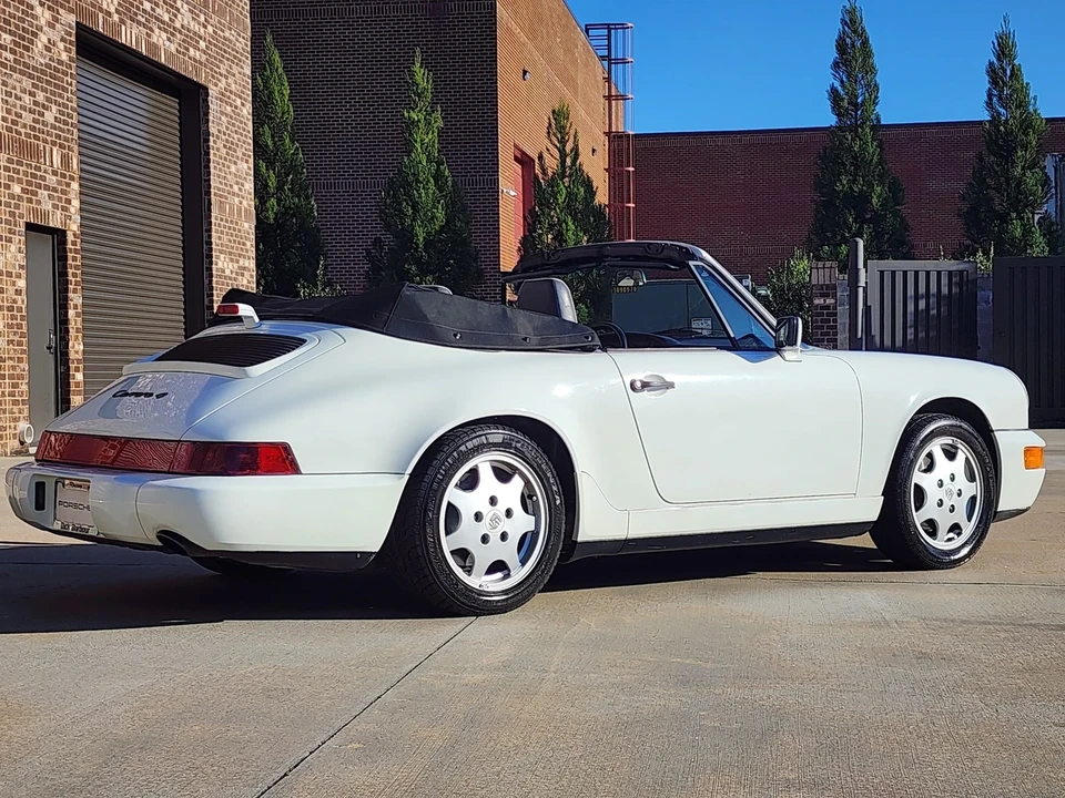 1990 Porsche 964 Carrera 4 - Image 17 of 21