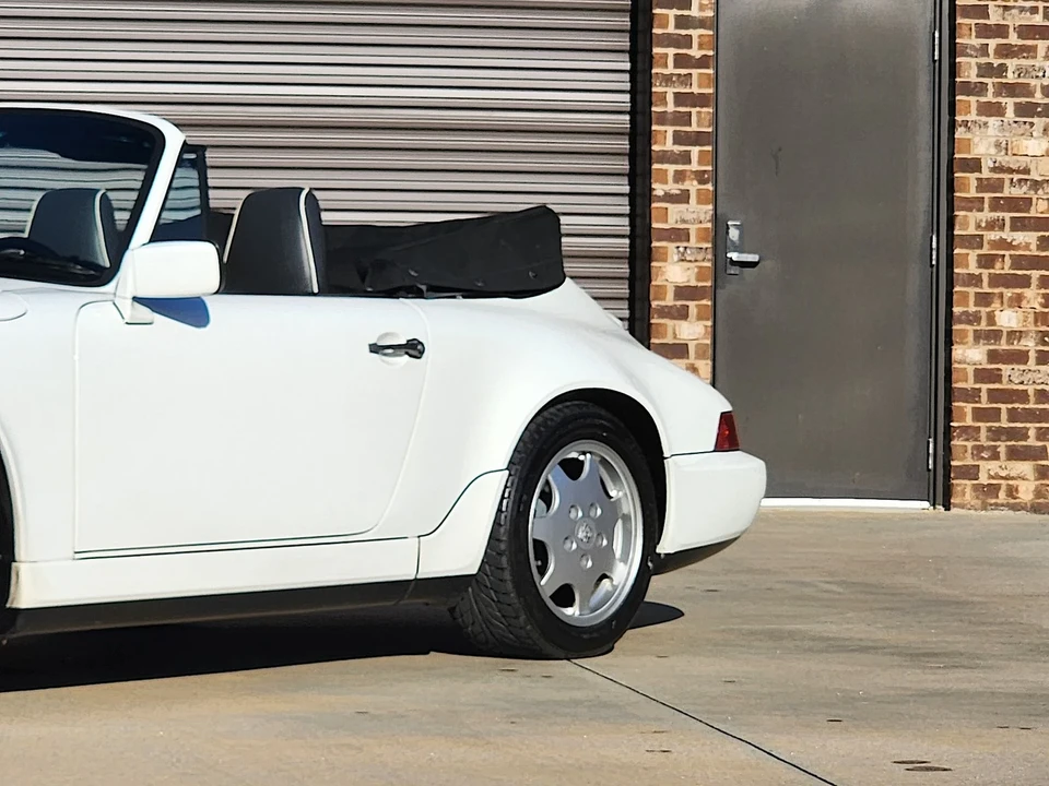 1990 Porsche 964 Carrera 4 - Image 9 of 21