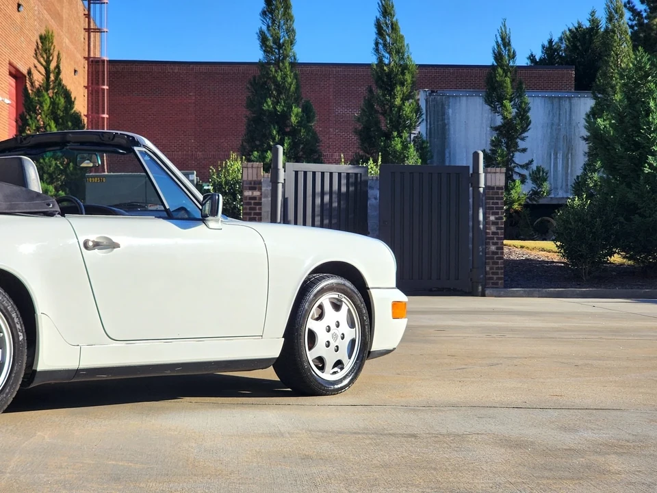 1990 Porsche 964 Carrera 4 - Image 18 of 21
