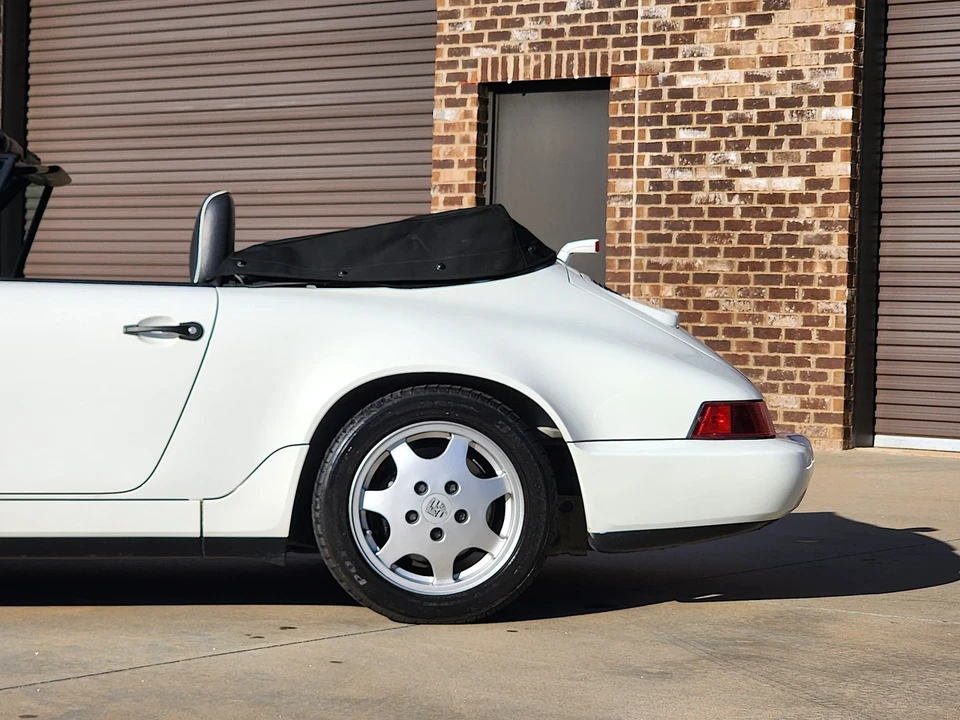 1990 Porsche 964 Carrera 4 - Image 11 of 21