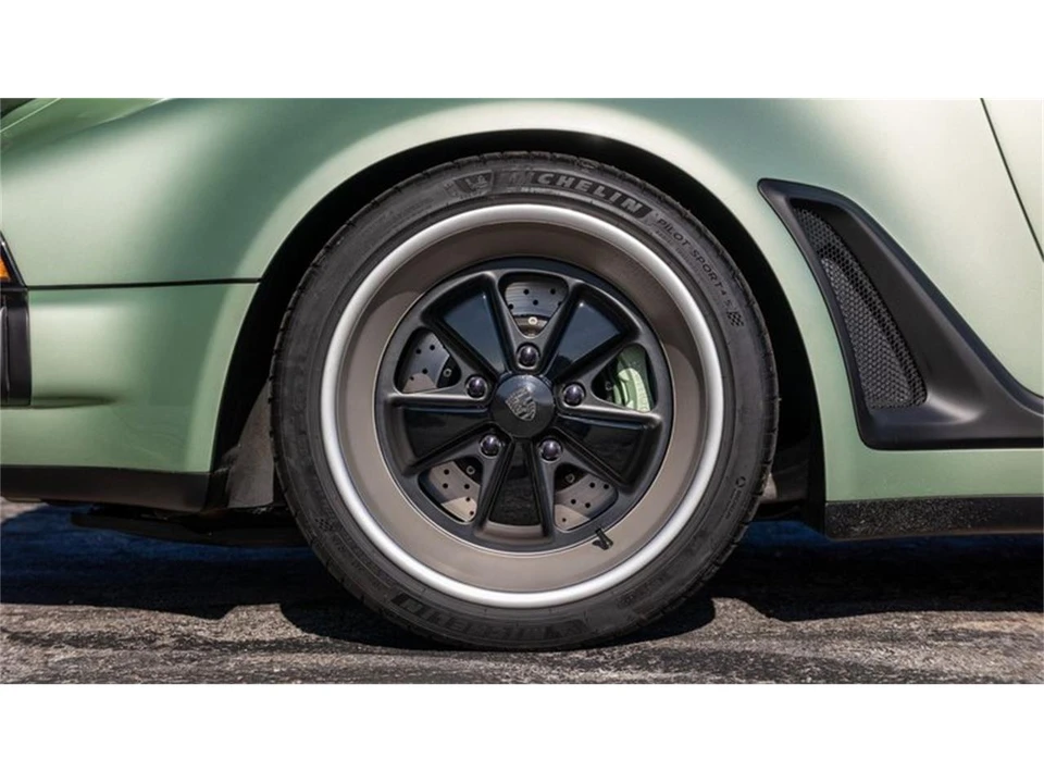 1990 Porsche 964 Carrera - Image 25 of 31