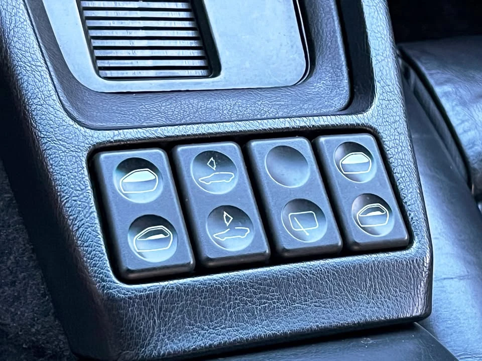 1990 Porsche 928 S4 - Image 16 of 20