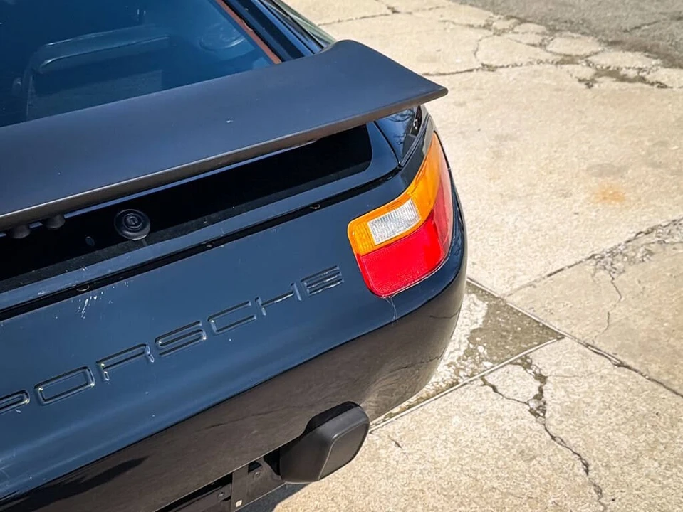 1990 Porsche 928 S4 - Image 18 of 31