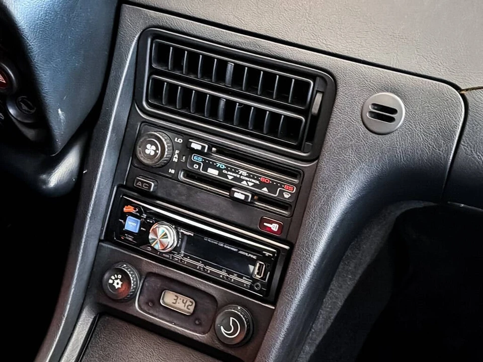 1990 Porsche 928 S4 - Image 30 of 31
