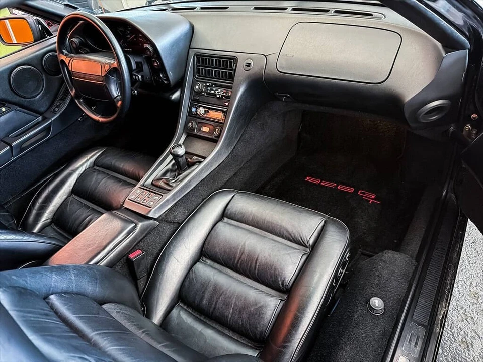 1990 Porsche 928 S4 - Image 26 of 31