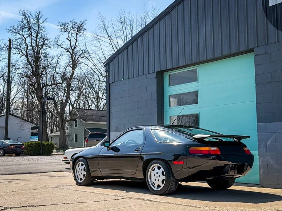 1990 Porsche 928 S4 - Image 4 of 31
