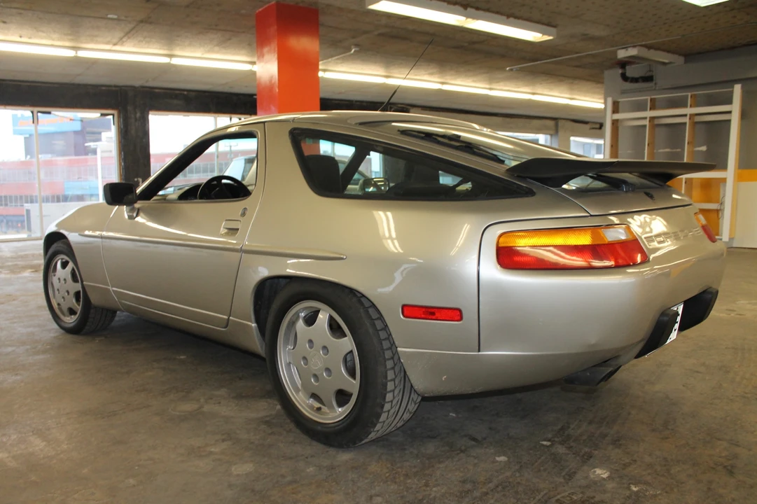 1990 Porsche 928 GT - Image 5 of 31