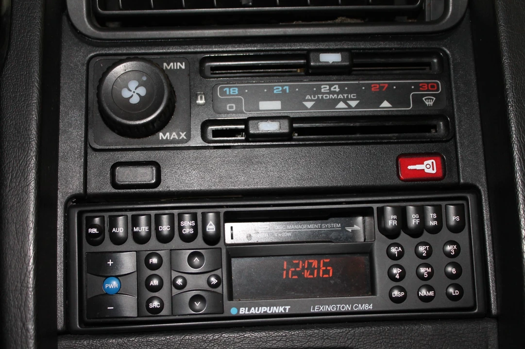 1990 Porsche 928 GT - Image 21 of 31