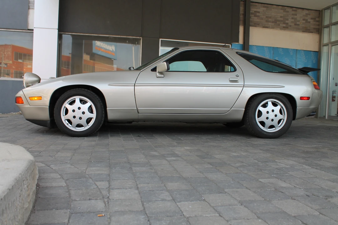 1990 Porsche 928 GT - Image 4 of 31
