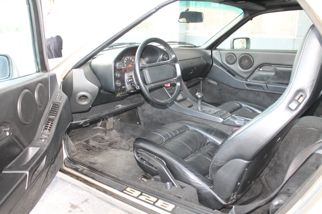 1990 Porsche 928 GT - Image 15 of 31