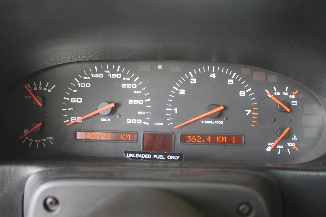 1990 Porsche 928 GT - Image 19 of 31