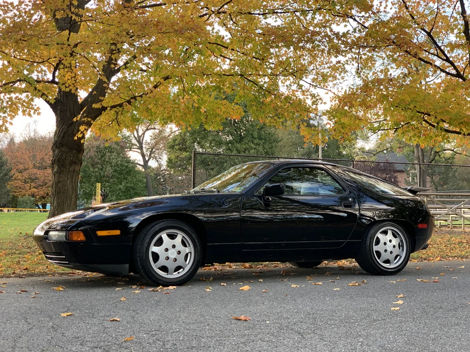 1990 Porsche 928 GT - Image 7 of 31