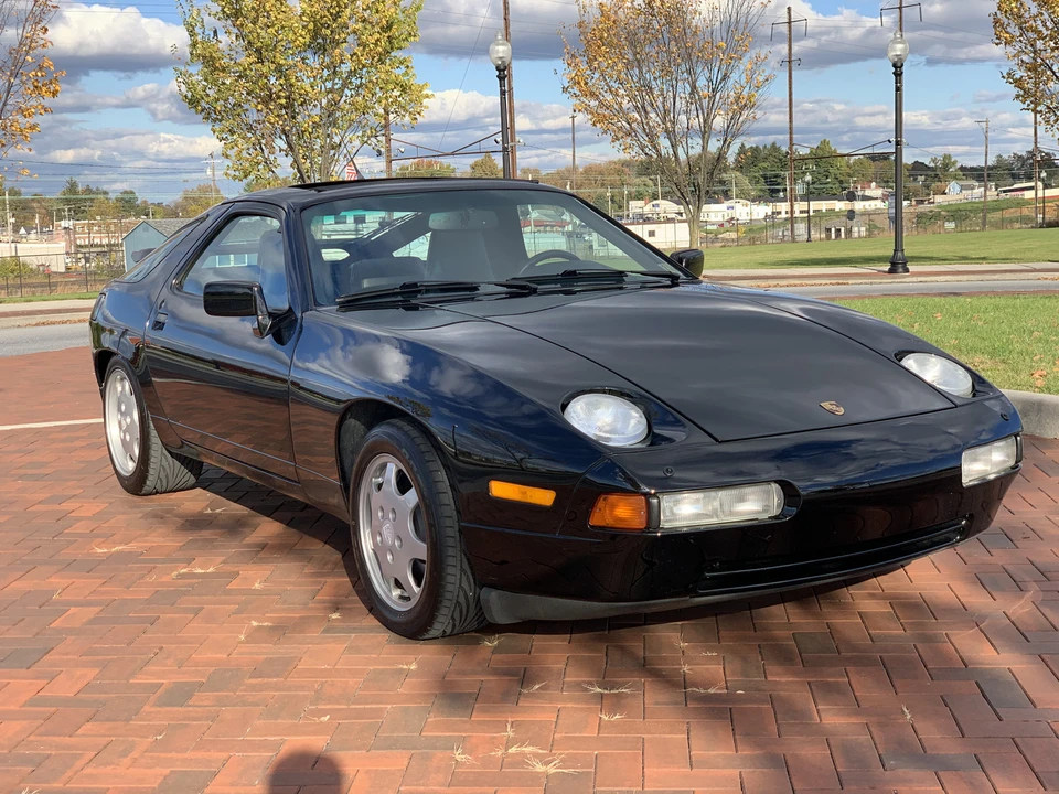 1990 Porsche 928 GT - Image 12 of 31