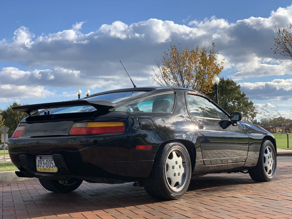 1990 Porsche 928 GT - Image 14 of 31