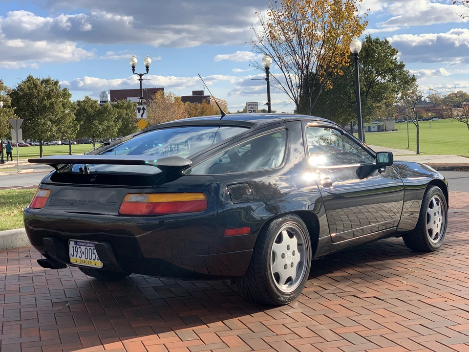 1990 Porsche 928 GT - Image 13 of 31