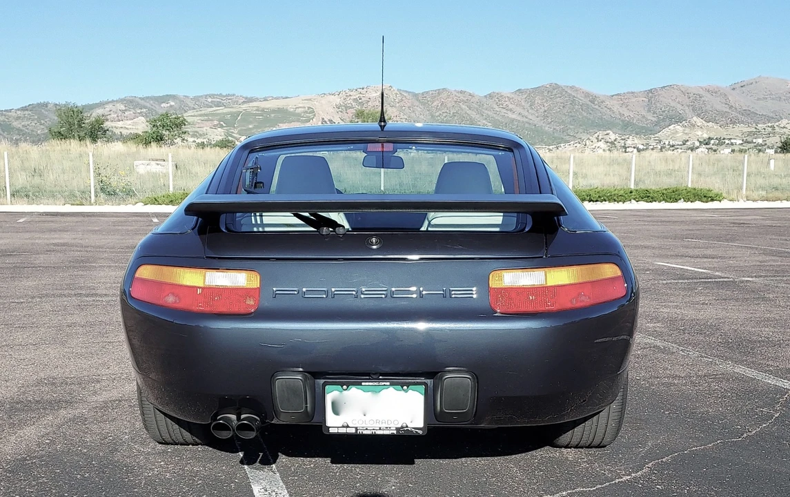 1990 Porsche 928 GT - Image 8 of 31
