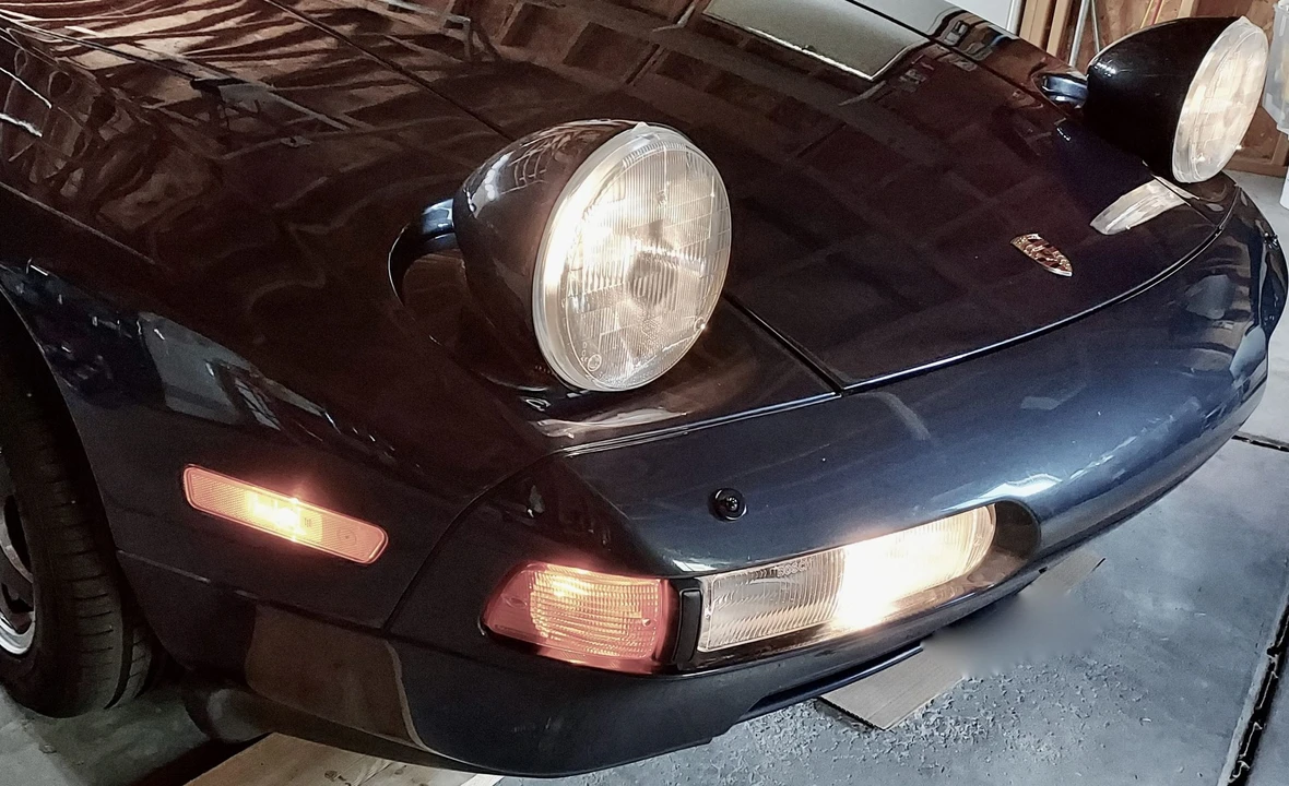 1990 Porsche 928 GT - Image 14 of 31