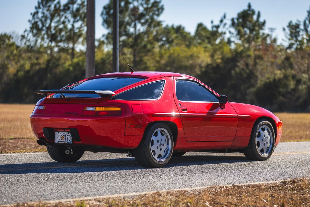1990 Porsche 928 GT - Image 8 of 31