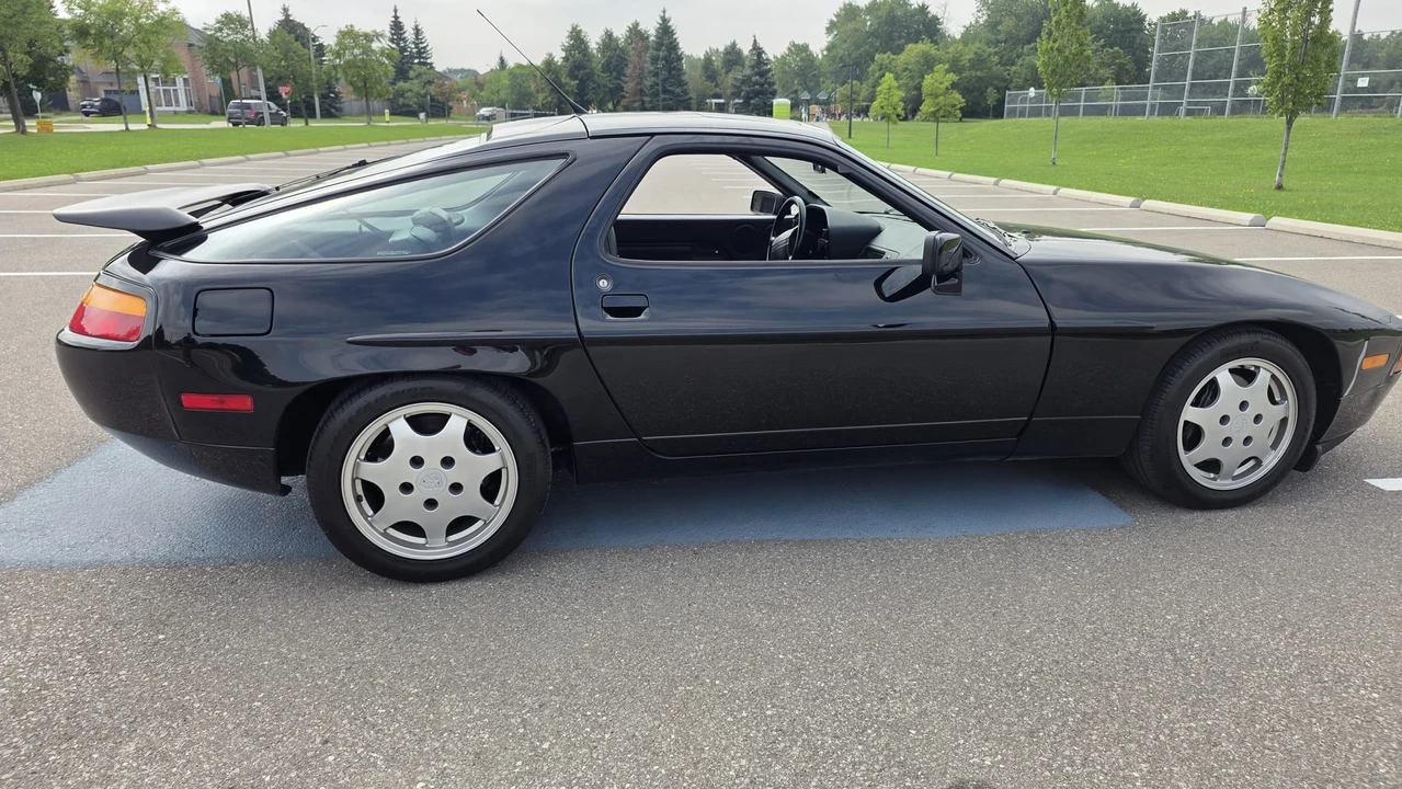 1990 Porsche 928 GT - Image 10 of 31