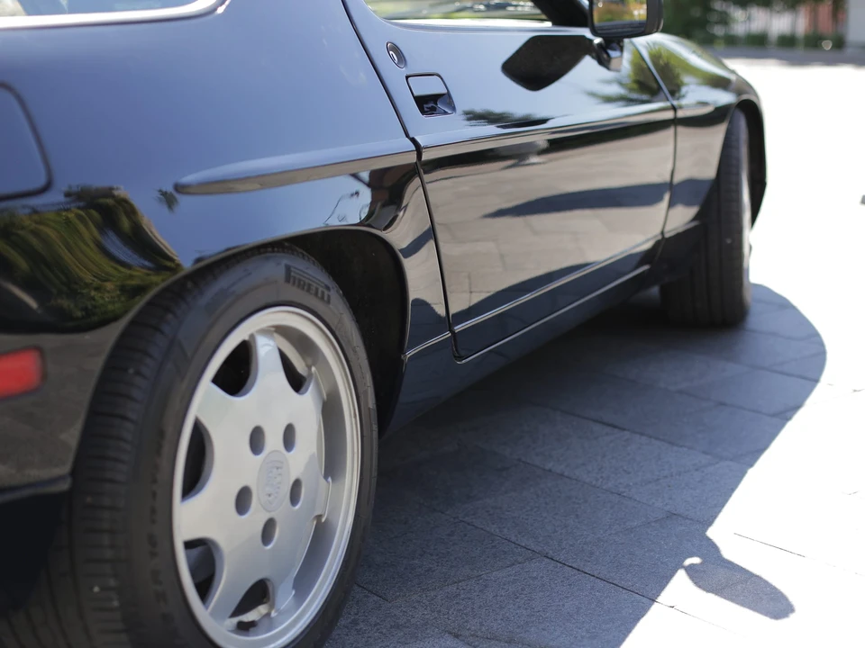 1990 Porsche 928 GT - Image 21 of 31