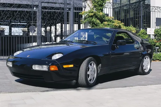 1990 Porsche 928 GT 5-Speed