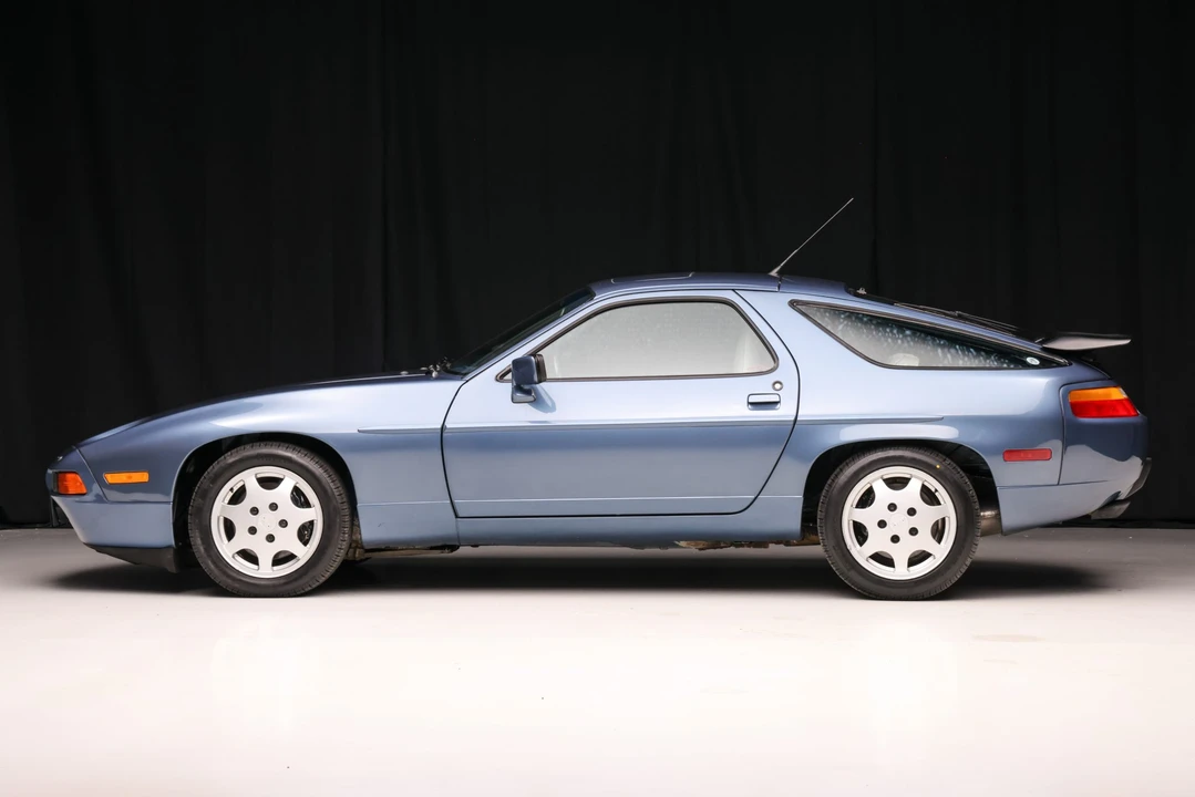 1990 Porsche 928 GT - Image 7 of 31
