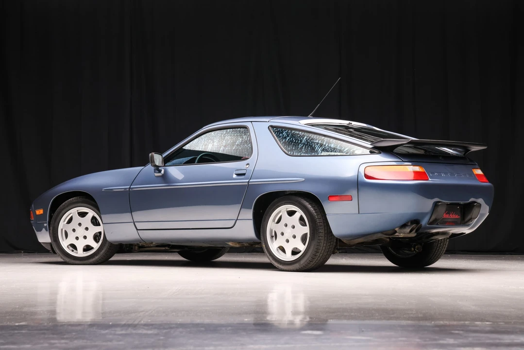 1990 Porsche 928 GT - Image 10 of 31