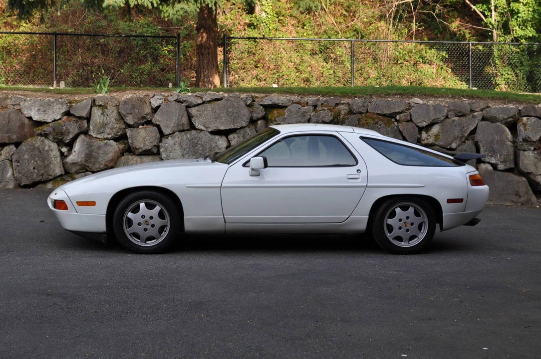 1990 Porsche 928 GT - Image 5 of 31