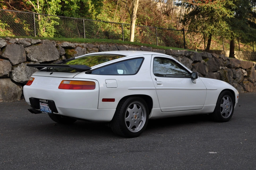 1990 Porsche 928 GT - Image 10 of 31