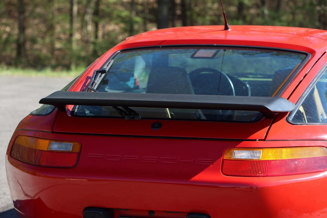 1990 Porsche 928 GT - Image 17 of 31