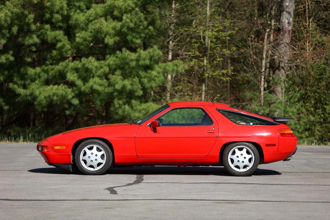 1990 Porsche 928 GT - Image 14 of 31