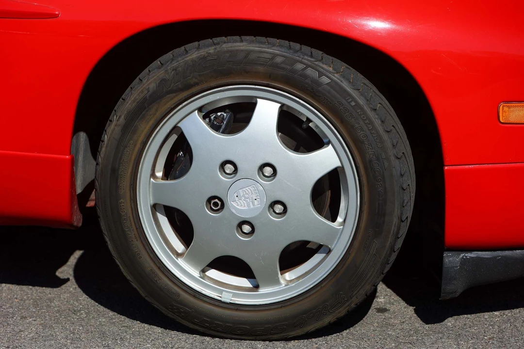1990 Porsche 928 GT - Image 22 of 31