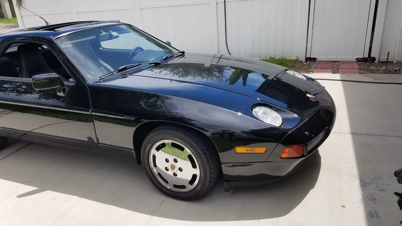 1990 Porsche 928 GT - Image 13 of 31