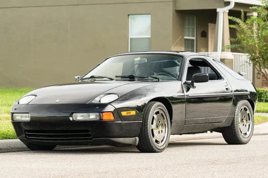 1990 Porsche 928 GT