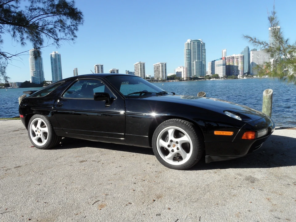 1990 Porsche 928 GT - Image 4 of 31
