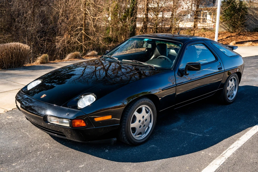1990 Porsche 928 GT - Image 8 of 31