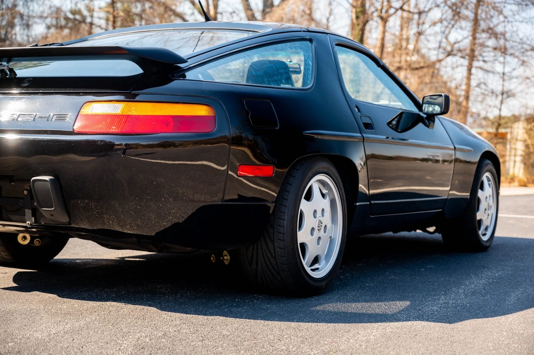 1990 Porsche 928 GT - Image 23 of 31